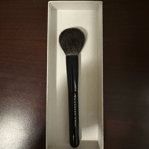 chikuhodo z4 cheek blush brush